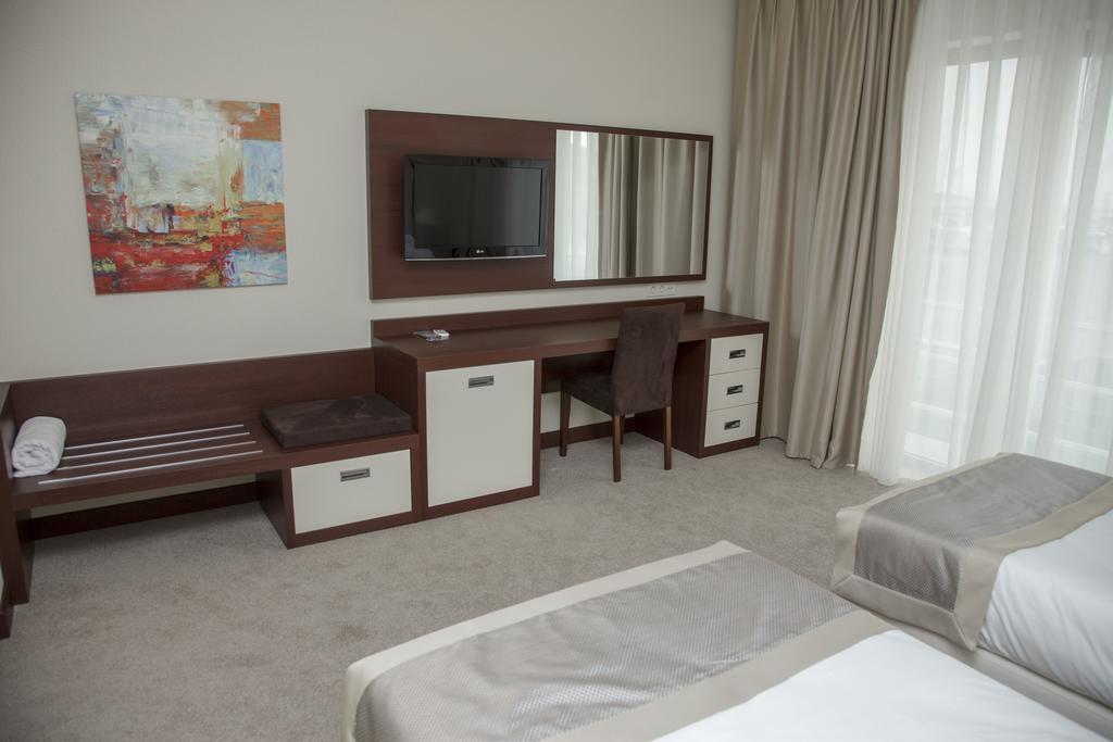 Black Mount Hotel Баку Экстерьер фото